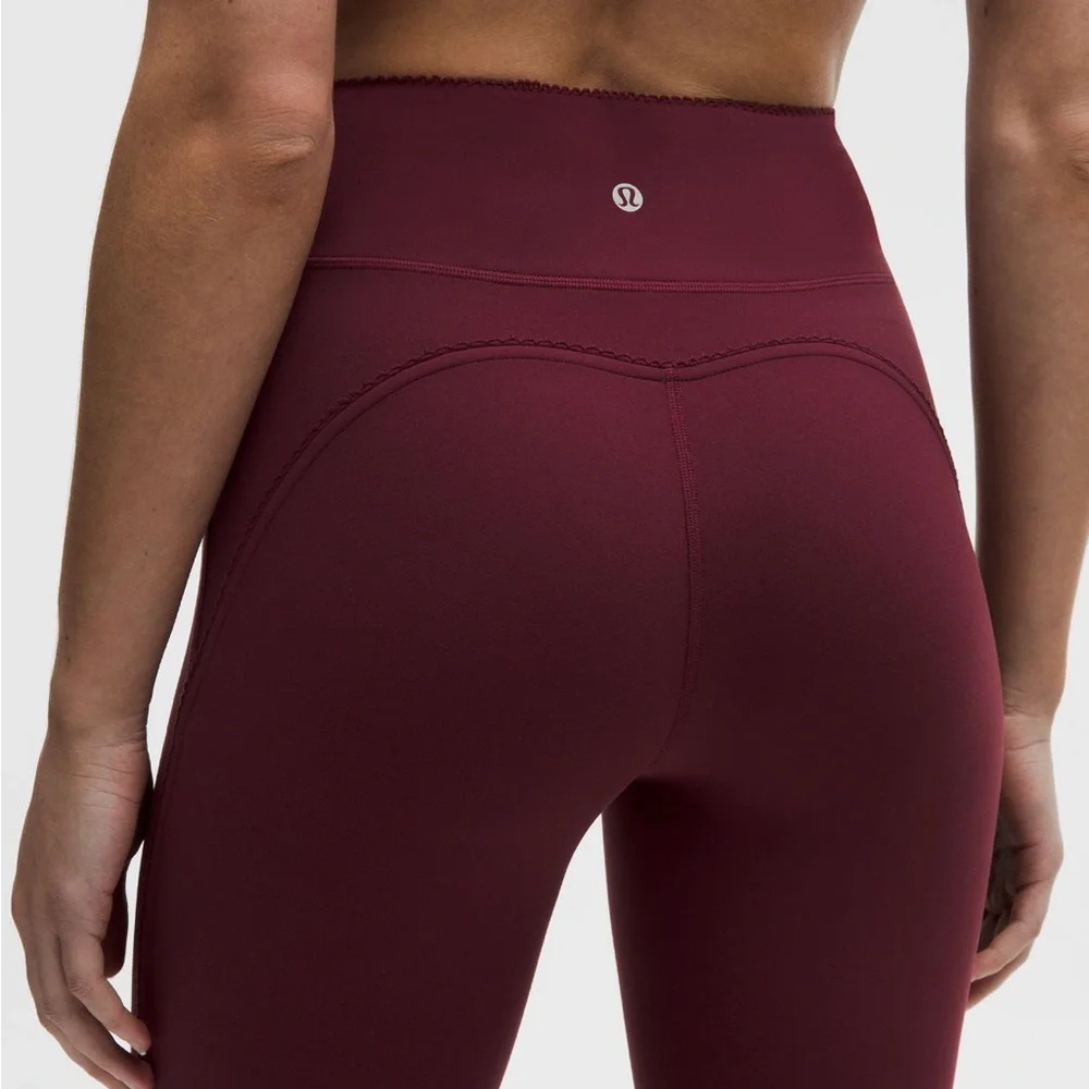 Lululemon Groove No Line High-Rise Tight Heart burgundy Valentines Day New